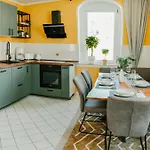 Apartmán Modernes Mit Balkon Und Stellplatz *