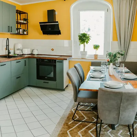 Apartament Modernes Mit Balkon Und Stellplatz *