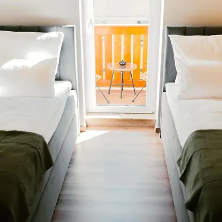 Apartament Modernes Mit Balkon Und Stellplatz Königstein an der Elbe