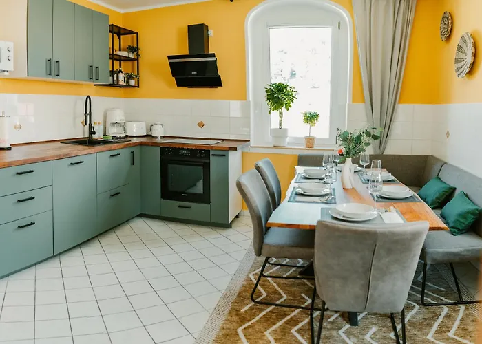 דירה Modernes Mit Balkon Und Stellplatz *